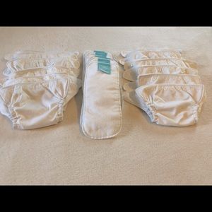 12 Charlie Banana cloth diapers with 9 liners (Extra Small)